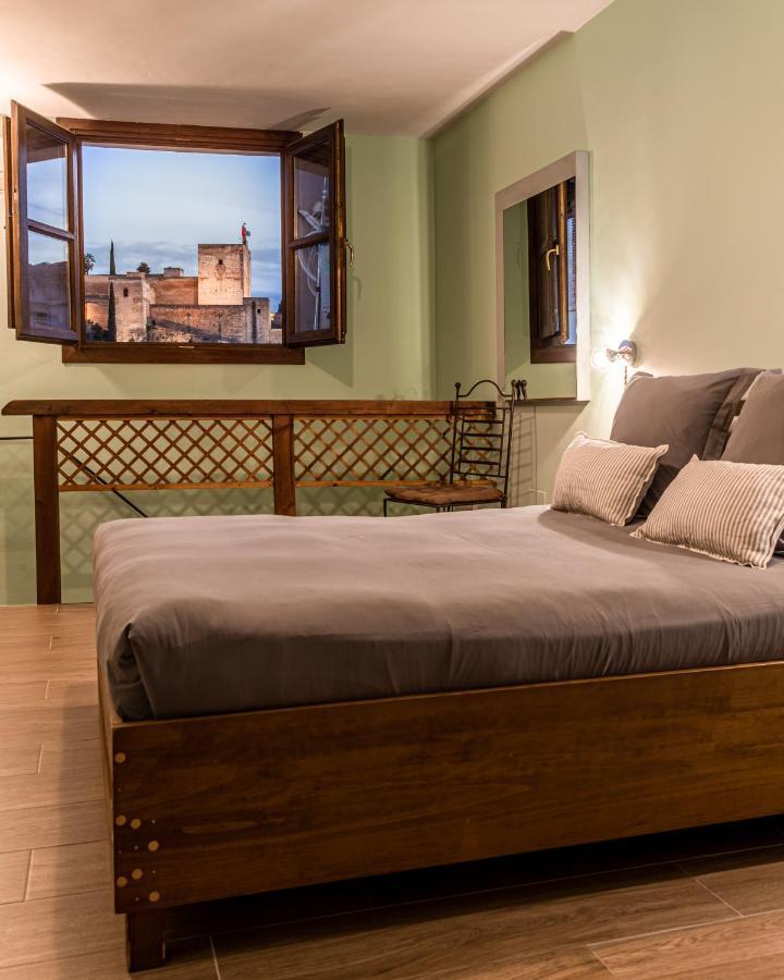 Casa Bombo Bed & Breakfast Granada Exterior photo