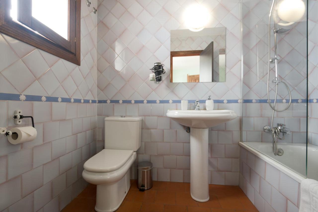 Casa Bombo Bed & Breakfast Granada Exterior photo
